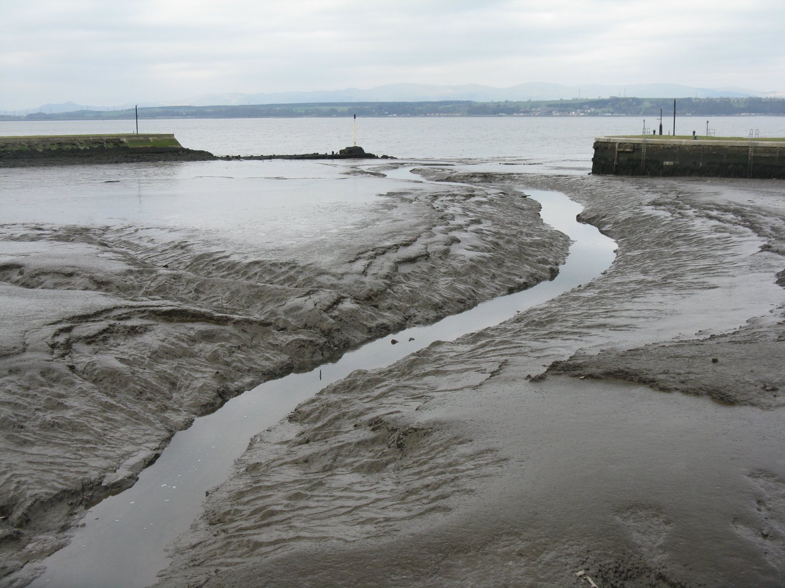 Bo’ness Harbour at low tide
