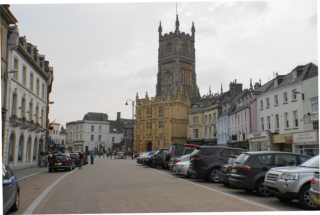 Market Place and the parish church tower in Cirencester
