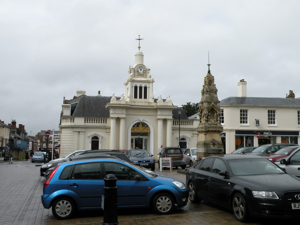 Historic buildings around Saffron Walden Market Place