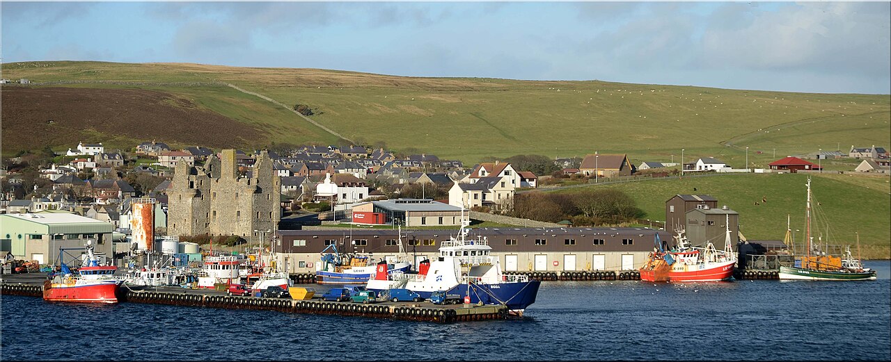 Scalloway harbour